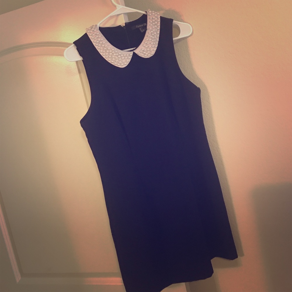 Black and White Pearl Collared Dress