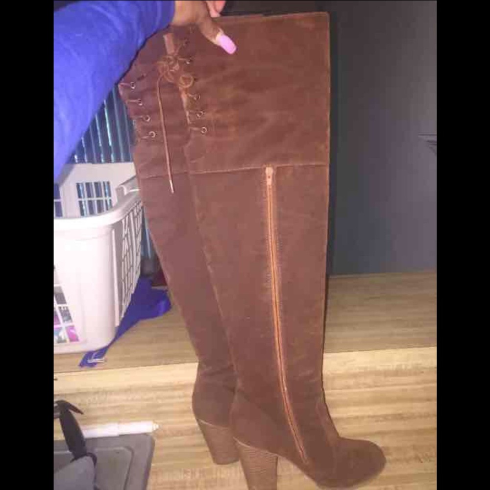 Selling because I have to many shoes