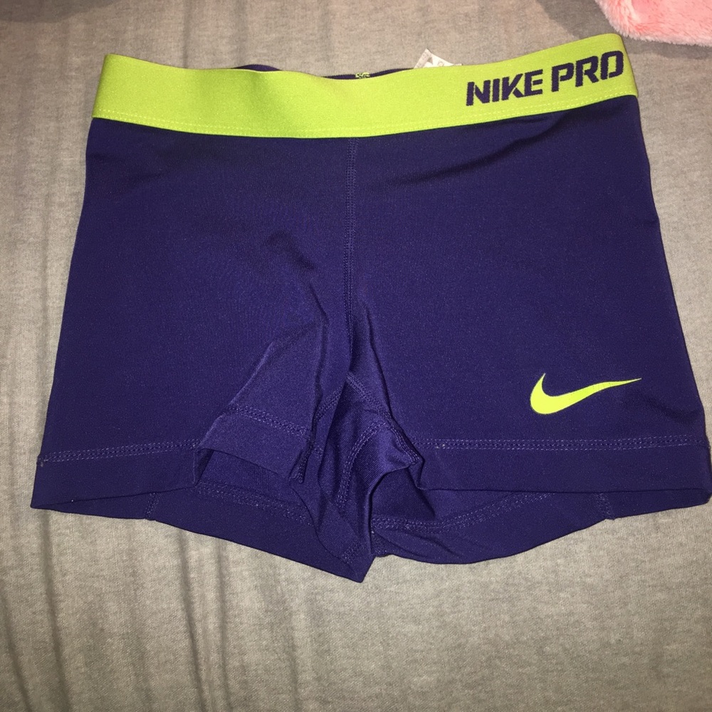 nike pros