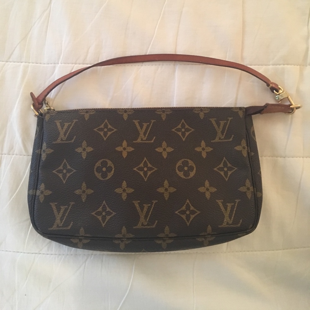 Louis Vuitton pouch