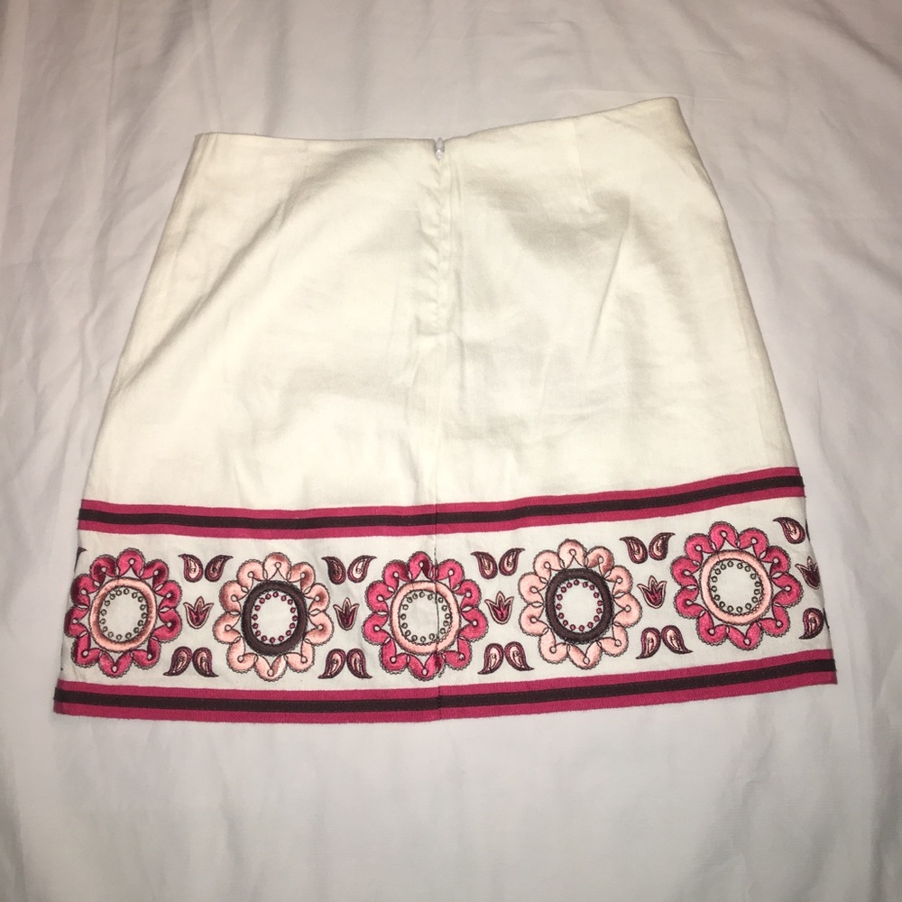 Bebe Mini Skirt - Picture 2 of 4