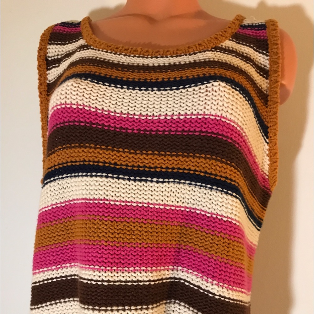 Sleeveless Woven Top multi colored
