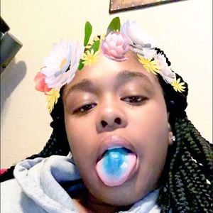 Meet your Posher, Destiny