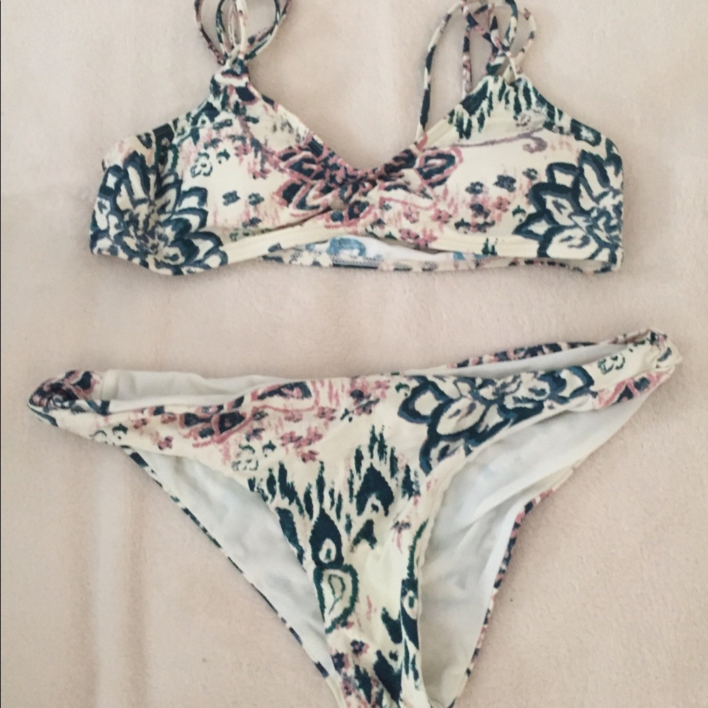 NWOT O'Neill Bikini