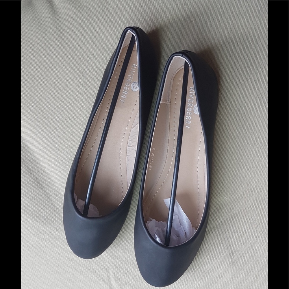 Comfortable Riverberry Ballet Flats