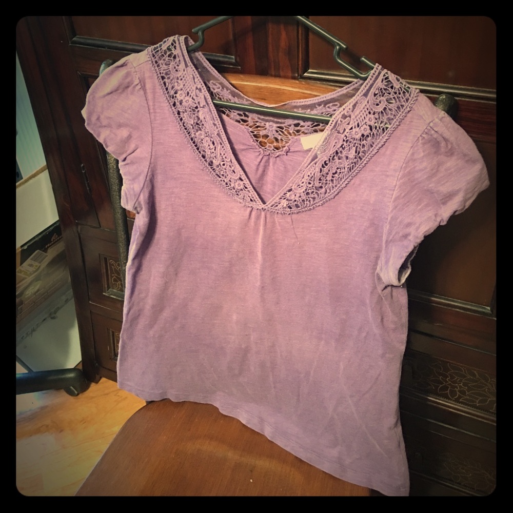 Purple cap sleeve crochet neck tee