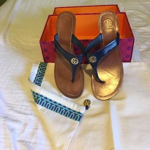 TORY BURCH wedge thong size 8.5