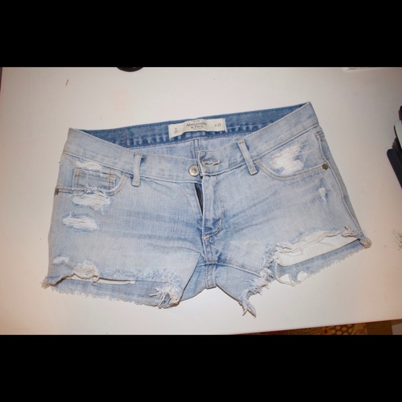 abercrombie and fitch jean ripped jean shorts! - Picture 1 of 1