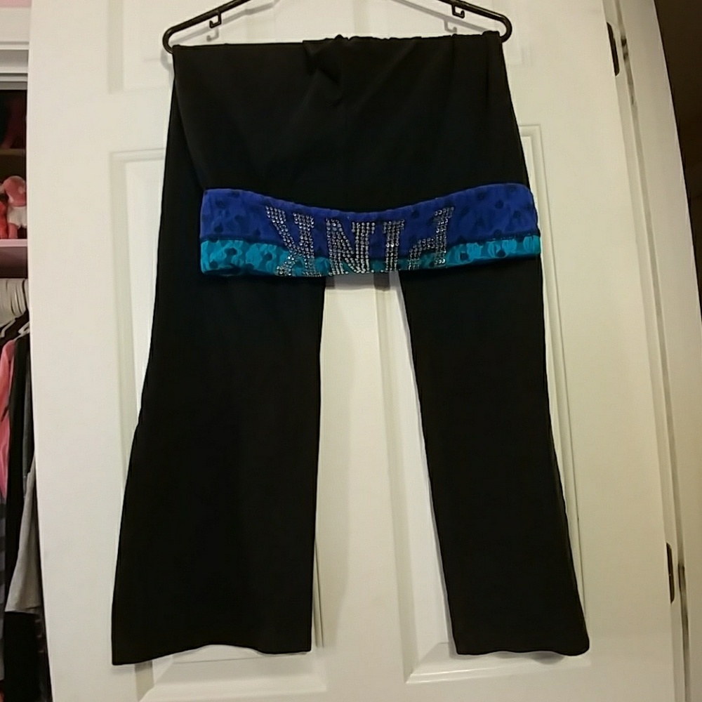 Vs love pink yoga pants bling medium lace