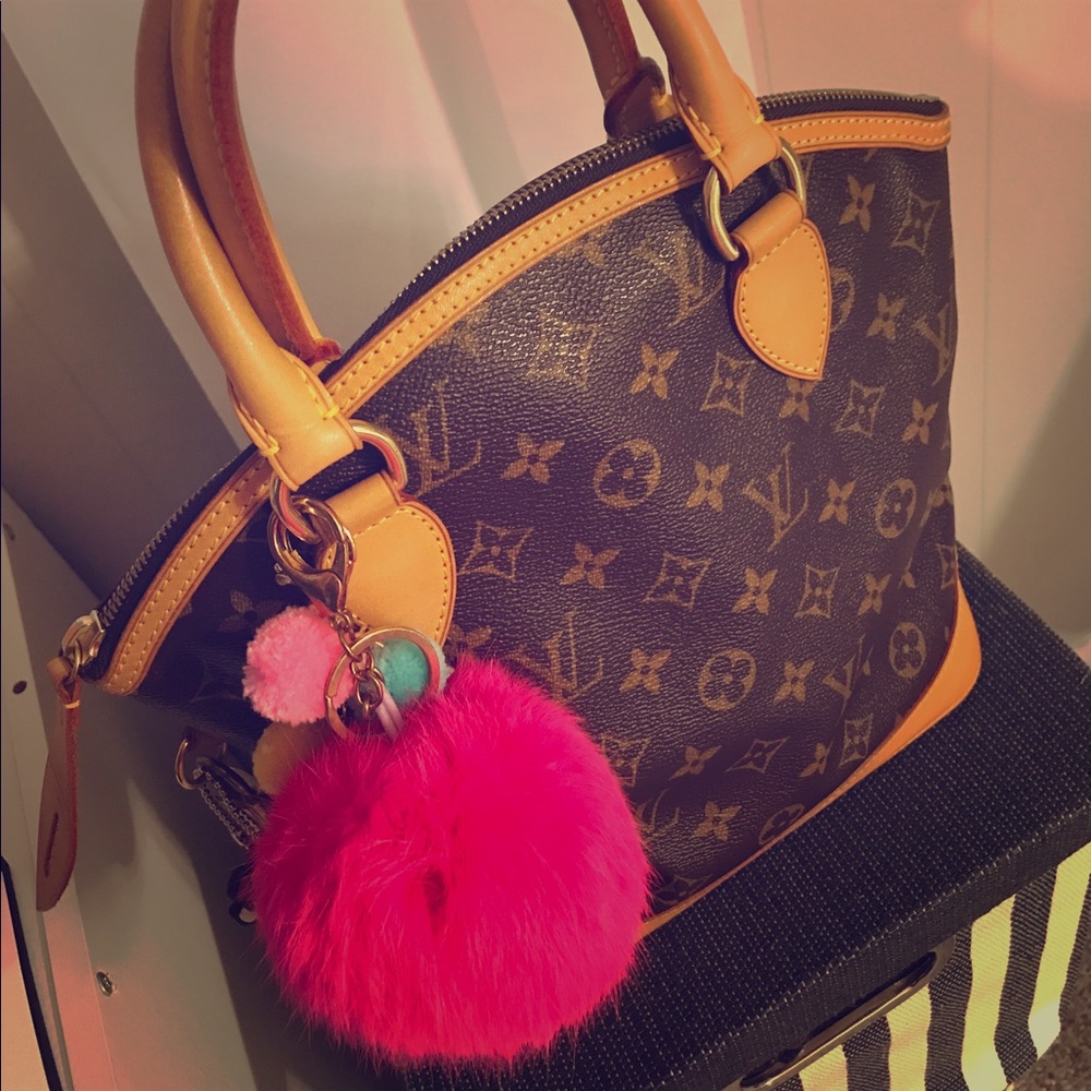 Authentic Louis Vuitton Lockit 🔒