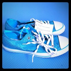 NWT Blue Converse