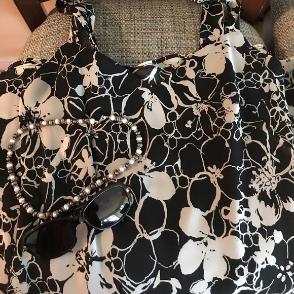 Ann Taylor Dress ❤️❤️👠👠👓👛 - Picture 6 of 6