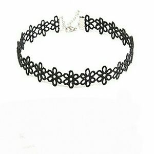 Black crochet flower choker