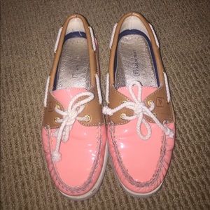 Pink Sperry top-sider