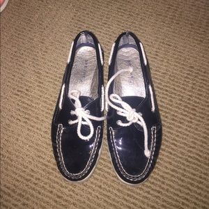Black sperry top-sider