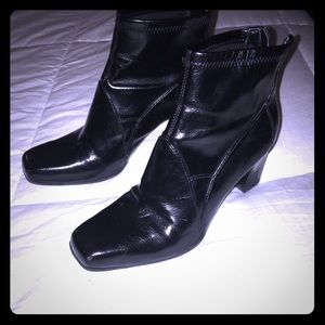 Franco Sarto ankle boots 61/2