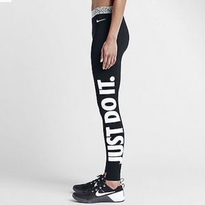 Nike Pro Hyperwarm Training Tights.