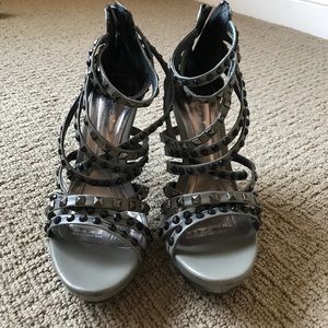 Grey Studded strapped pumps
