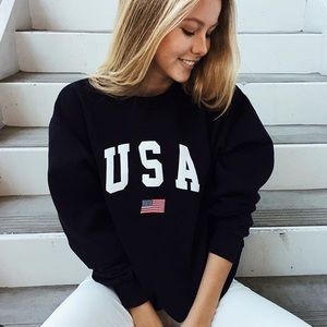 Brandy Melville Erica USA Sweater