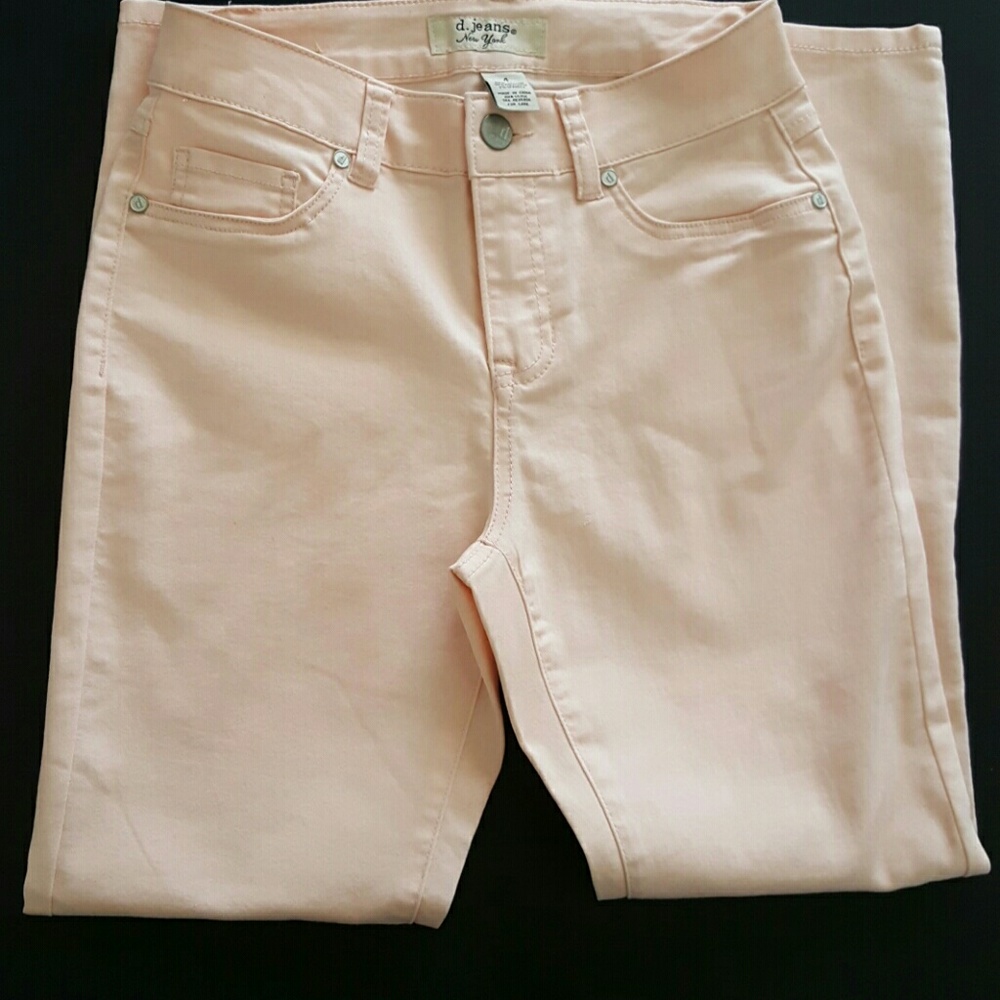 D. Jeans New York Baby Pink