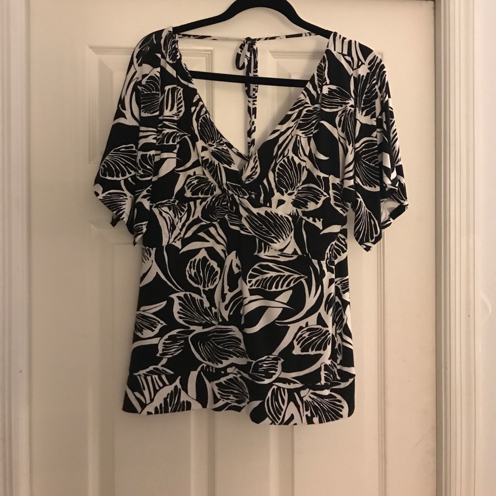 White House Black Market Top
