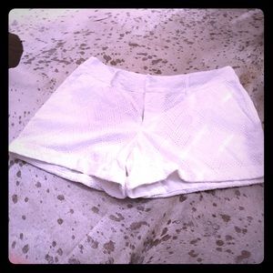 Maison Jules White Shorts