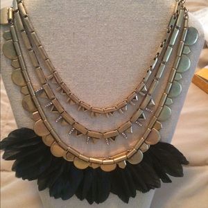 Stella & Dot Plume necklace