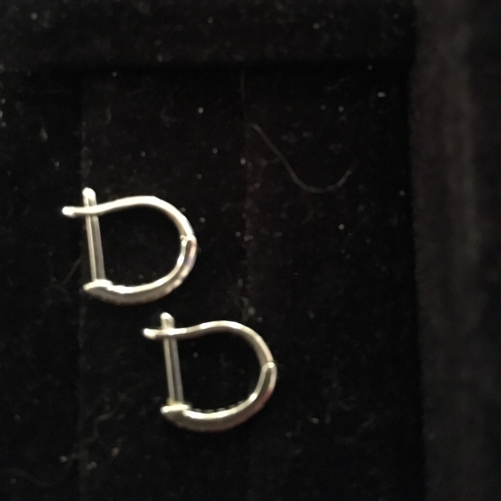 Infant diamond huggies