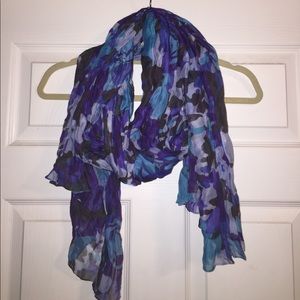 Loft Scarf