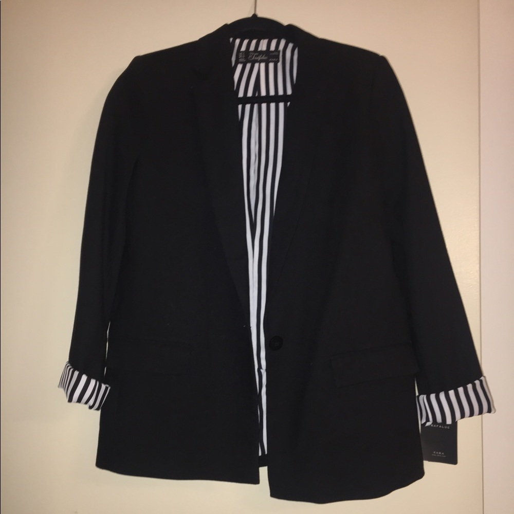 Zara black blazer