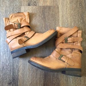 Steve Madden Buckle Boots