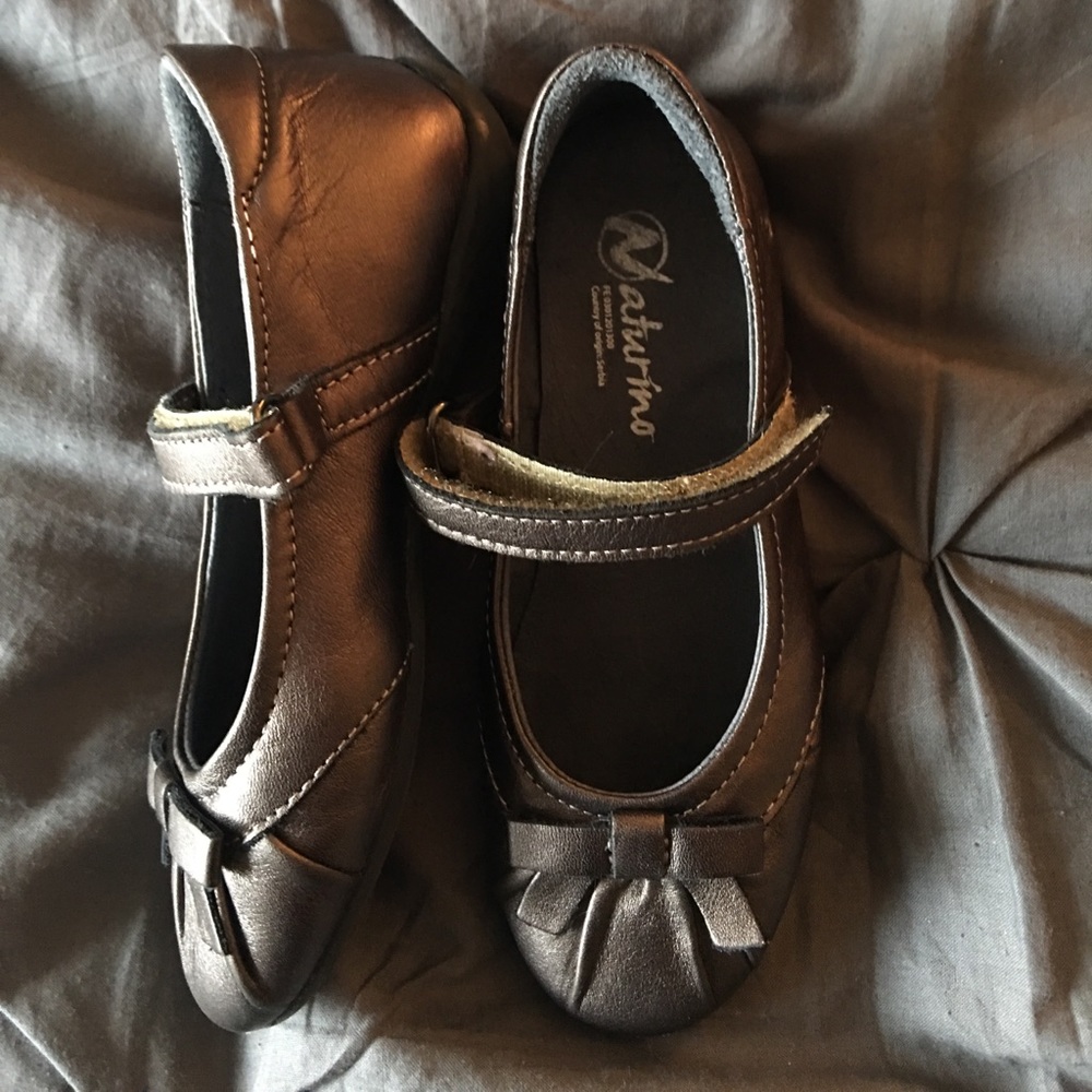 Dress shoes