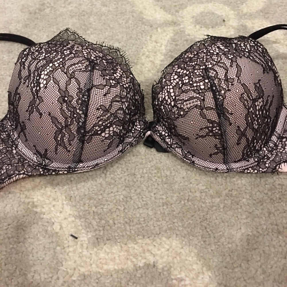 Victoria's Secret Pink/Black Lace Very Sexy Bra