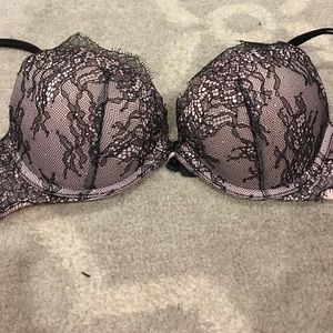 Victoria's Secret Pink/Black Lace Very Sexy Bra