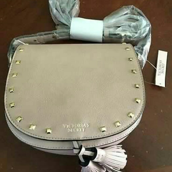 VS crossbody purse - Picture 2 of 4