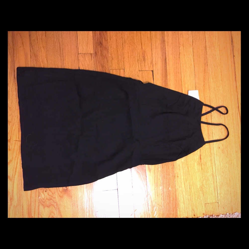 NWT TOBI SuzieQ Mini Dress Black (m)