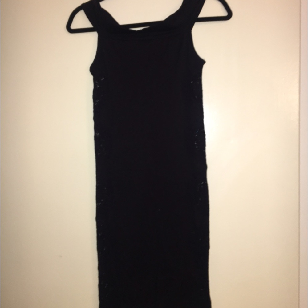 Black off the shoulder bodycon dress