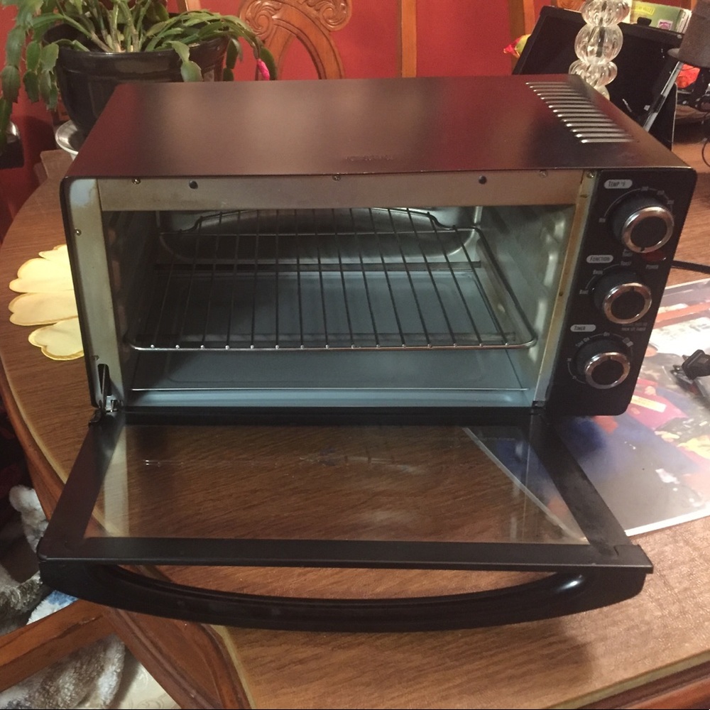 Toaster Oven - Picture 2 of 2