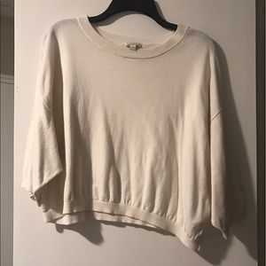 Gap cropped short sleeved  sweater
