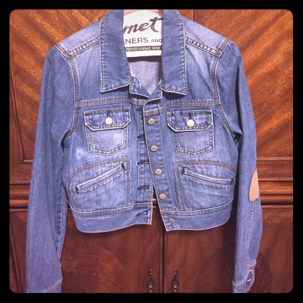 Old Navy Distressed Cropped Denim w/elbow patches