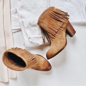 🔥🆕 FRYE Ilana Short Fringe Bootie Boot FESTIVAL