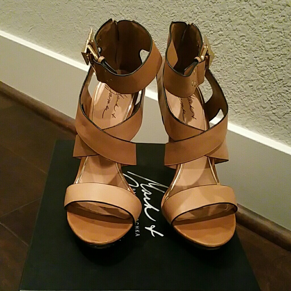Mark And James Badgley Mischka Tan Sandals