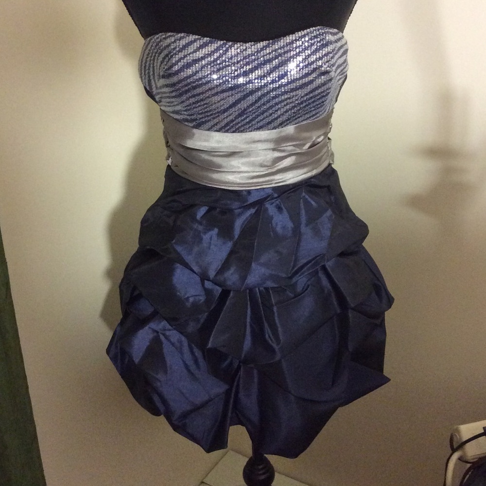 Dress, size 3
