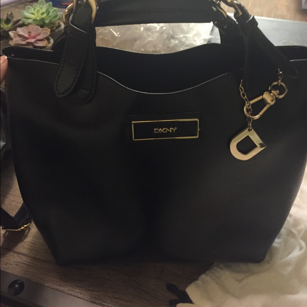 DkNy tote