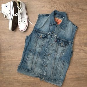 Levi's denim vest