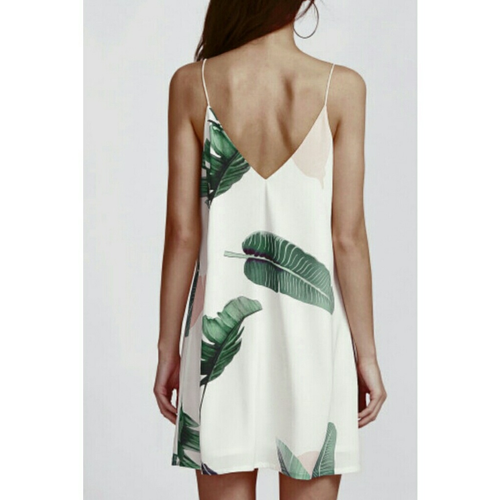 📣LAST ONE📣 🌿CAMI PRINT DRESS🌿 - Picture 2 of 8