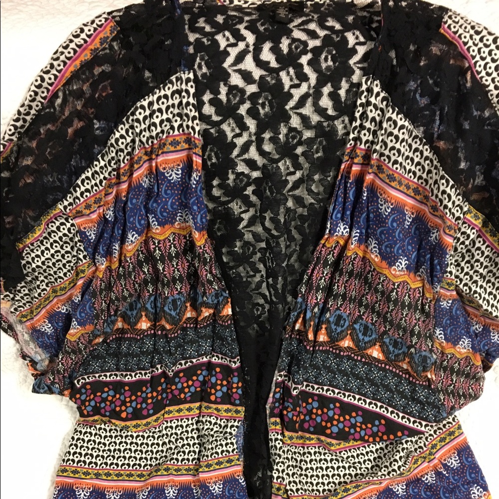 Jessica Simpson Kimono. Size Medium.