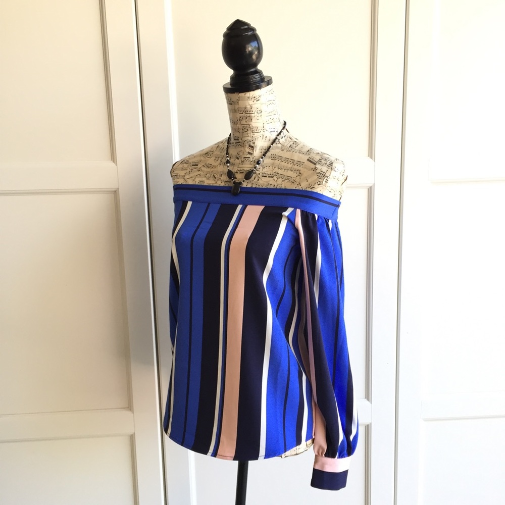 Romeo & Juliet Couture Striped Off Shoulder Top - Picture 4 of 7