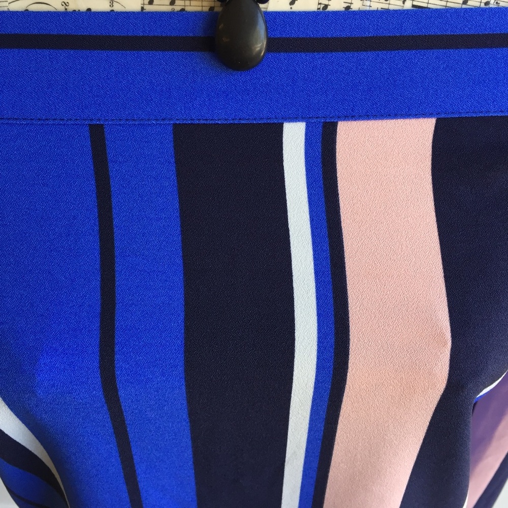 Romeo & Juliet Couture Striped Off Shoulder Top - Picture 5 of 7