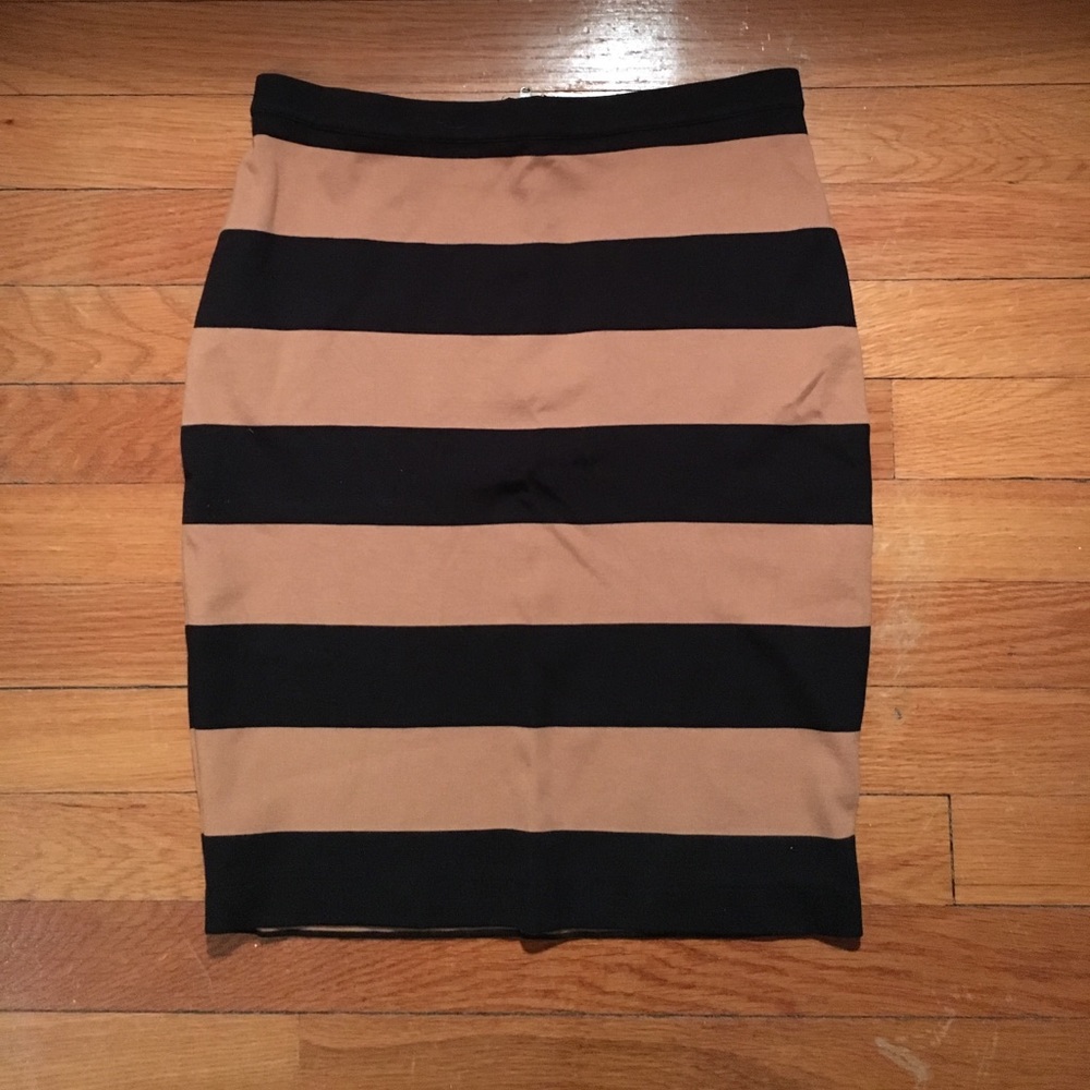 FOSSIL Black and brown skirt 🔹